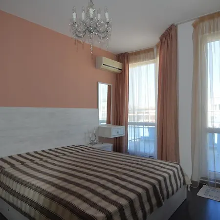 Sunny Dream Family Sluneční pobřeží