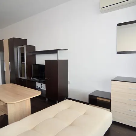 Sunny Dream Family ساني بيتش